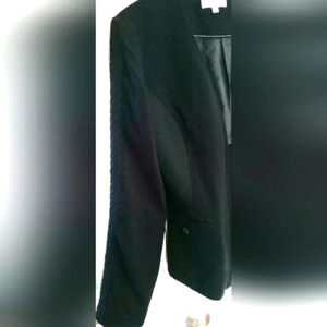 Chanel  Property not for sale Croped Vest with zipper